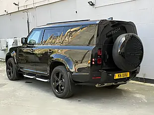 Used 2024 Land Rover Defender 130 X-Dynamic Hse Black - Interior and Exterior details 3