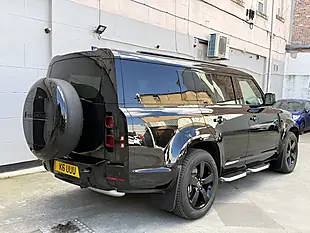 Used 2024 Land Rover Defender 130 X-Dynamic Hse Black - Interior and Exterior details 4