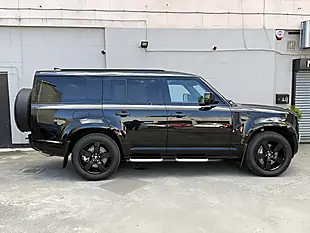 Used 2024 Land Rover Defender 130 X-Dynamic Hse Black - Interior and Exterior details 5