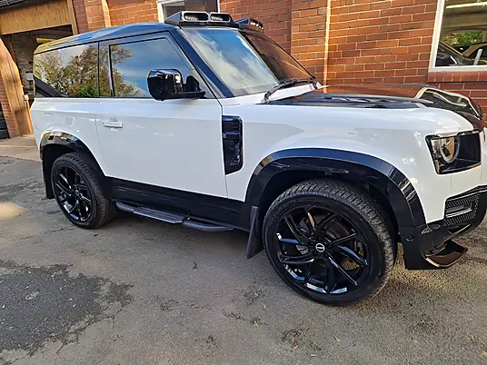 2024 Land Rover Defender 90 D250 S