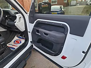 Used 2024 Land Rover Defender 90 S Hard Top White - Interior and Exterior details 6