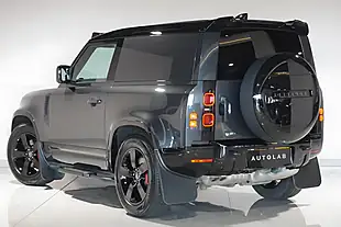 Used 2024 Land Rover Defender 90 X-Dynamic Hse Hard Top Carpathian Grey - Interior and Exterior details 4