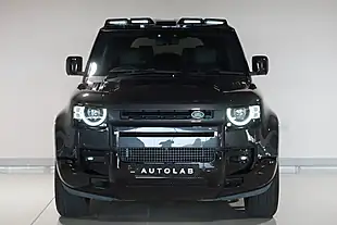 Used 2024 Land Rover Defender 90 X-Dynamic Hse Hard Top Carpathian Grey - Interior and Exterior details 5