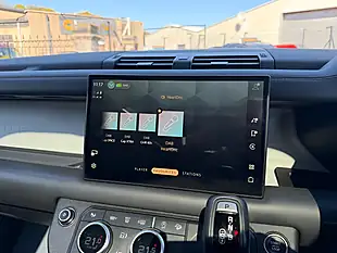 Used 2024 Land Rover Defender 90 X-Dynamic Hse Santorini Black - Interior and Exterior details 18