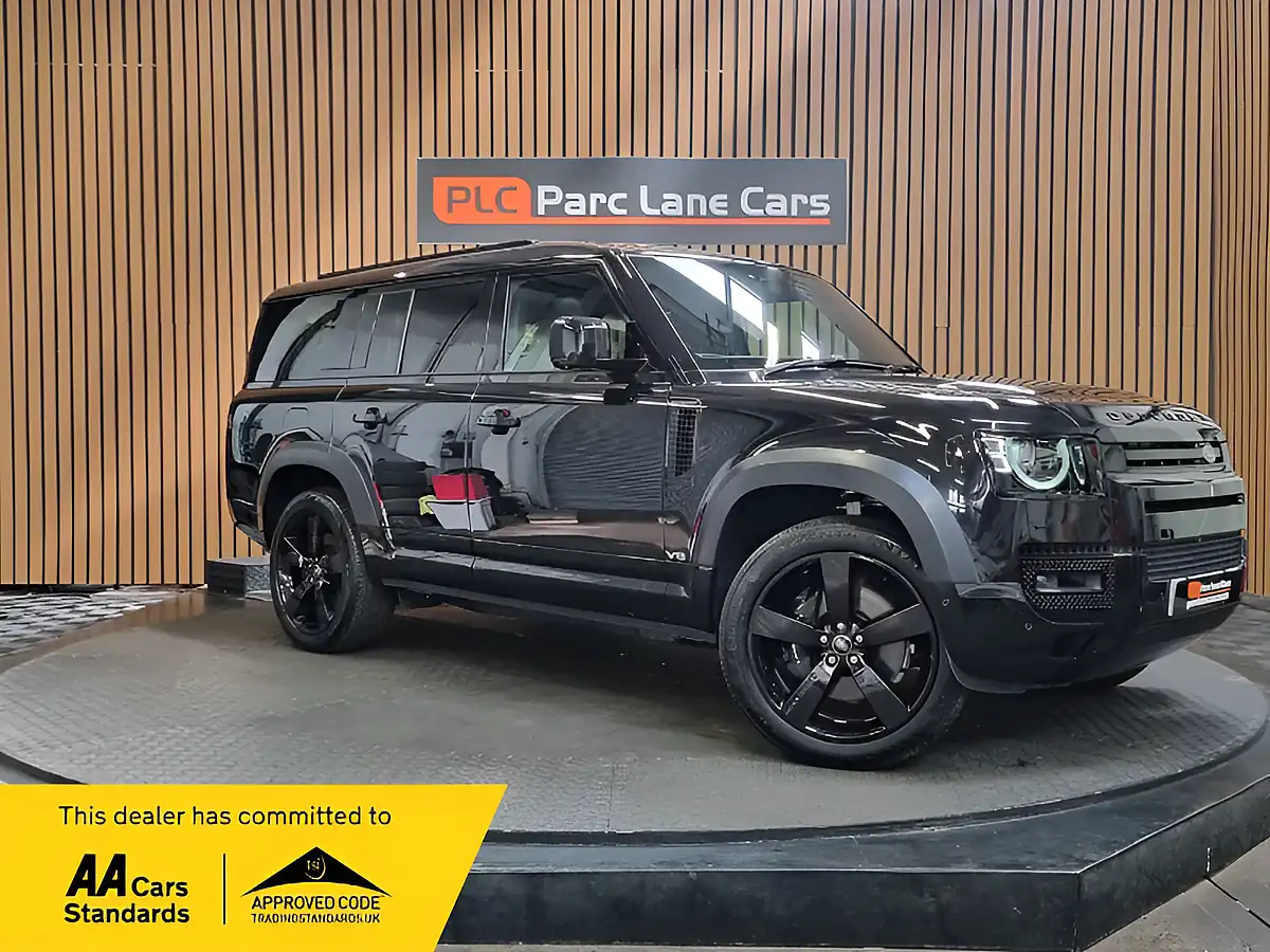 Used 2024 Land Rover Defender Lwb Black - Front View