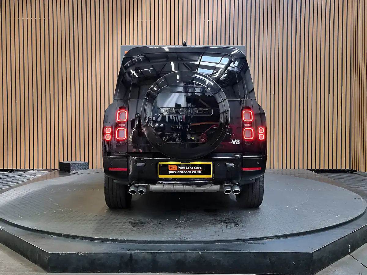 Used 2024 Land Rover Defender Lwb Black - Interior and Exterior details 10