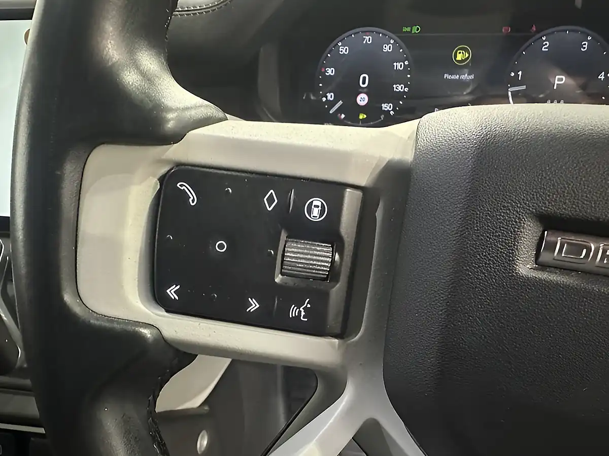 Used 2024 Land Rover Defender X-Dynamic Hse Black - Interior and Exterior details 20