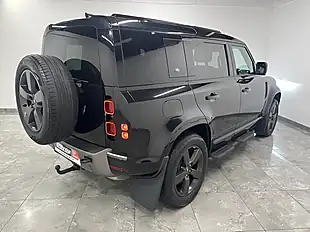 Used 2024 Land Rover Defender X-Dynamic Hse Black - Interior and Exterior details 6