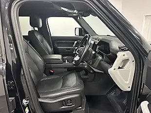 Used 2024 Land Rover Defender X-Dynamic Hse Black - Interior and Exterior details 8