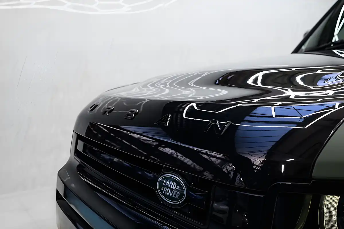 Used 2024 Land Rover Defender X-Dynamic Hse Black - Interior and Exterior details 11