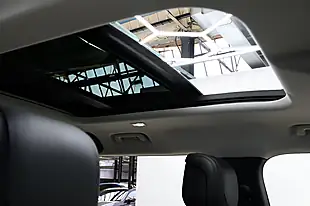 Used 2024 Land Rover Defender X-Dynamic Hse Black - Interior and Exterior details 12