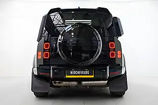Used 2024 Land Rover Defender X-Dynamic Hse Black - Interior and Exterior details 6