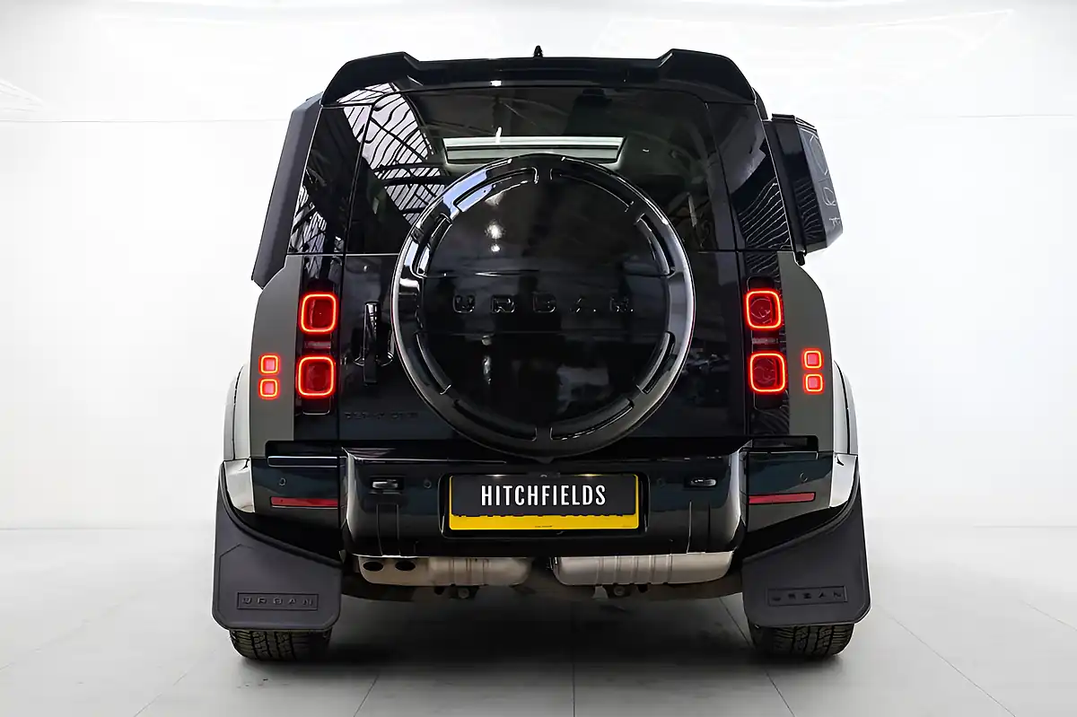 Used 2024 Land Rover Defender X-Dynamic Hse Black - Interior and Exterior details 6