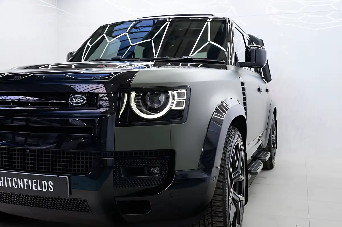 Used 2024 Land Rover Defender X-Dynamic Hse Black - Interior and Exterior details 9
