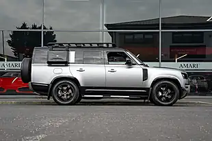Used 2024 Land Rover Defender X-Dynamic Hse Grey - Interior and Exterior details 2