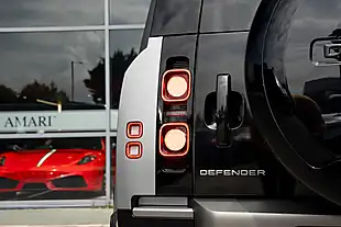 Used 2024 Land Rover Defender X-Dynamic Hse Grey - Interior and Exterior details 9