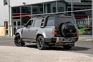 Used 2024 Land Rover Defender X-Dynamic Hse Grey - Interior and Exterior details 19