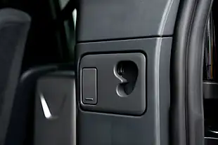 Used 2024 Land Rover Defender X-Dynamic Hse Grey - Interior and Exterior details 20