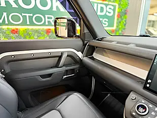 Used 2024 Land Rover Defender X-Dynamic Se 110 5dr Auto White - Interior and Exterior details 11