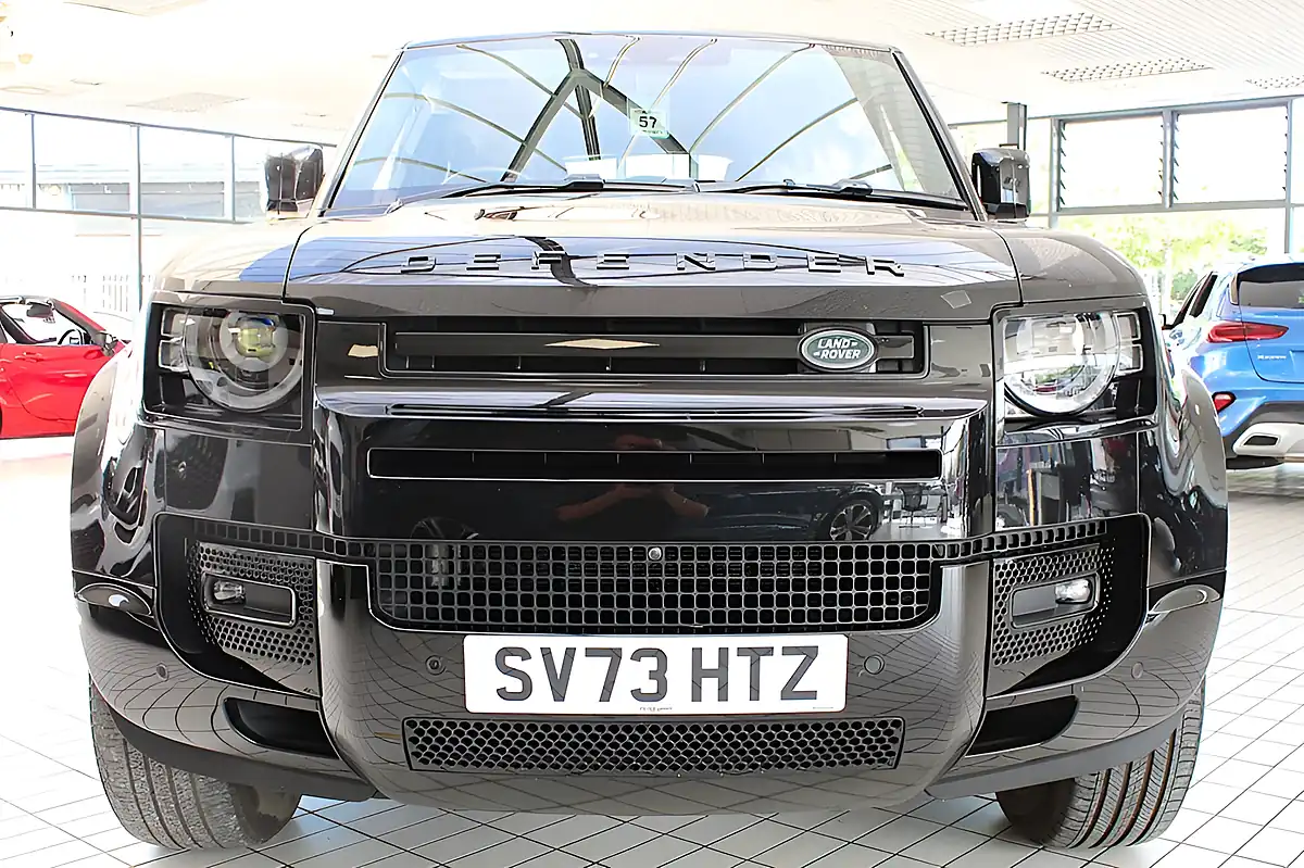 Used 2024 Land Rover Defender Xs Edition Black - Interior and Exterior details 3