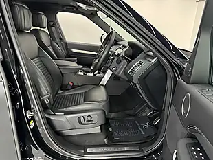Used 2024 Land Rover Discovery Dynamic Hse Black - Interior and Exterior details 7