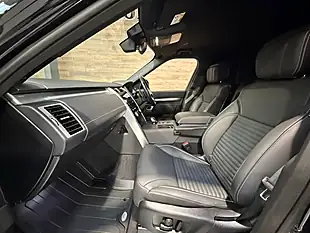 Used 2024 Land Rover Discovery Dynamic Hse Black - Interior and Exterior details 10