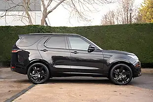 Used 2024 Land Rover Discovery Dynamic Hse Black - Interior and Exterior details 6