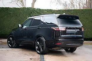 Used 2024 Land Rover Discovery Dynamic Hse Black - Interior and Exterior details 9
