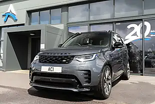 Used 2024 Land Rover Discovery R-Dynamic Hse Varesine Blue - Interior and Exterior details 17