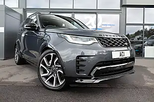 Used 2024 Land Rover Discovery R-Dynamic Hse Varesine Blue - Interior and Exterior details 3