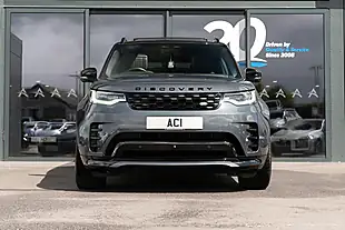 Used 2024 Land Rover Discovery R-Dynamic Hse Varesine Blue - Interior and Exterior details 5