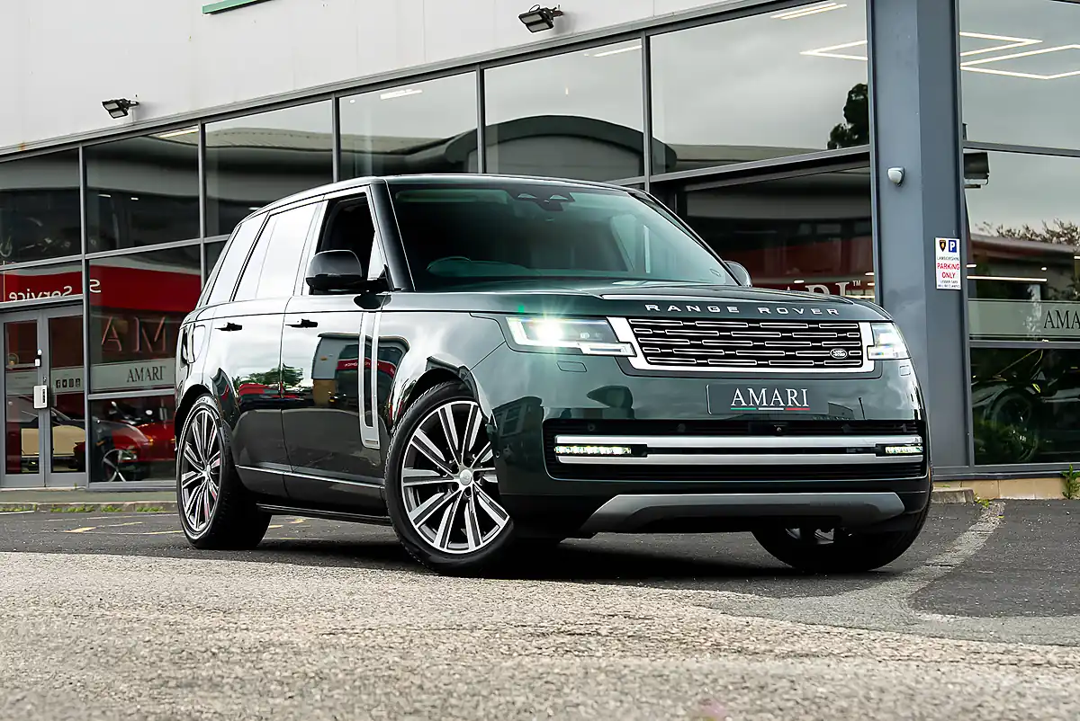 Used 2024 Land Rover Range Rover Autobiography Belgravia Green - Interior and Exterior details 12