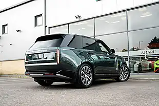 Used 2024 Land Rover Range Rover Autobiography Belgravia Green - Interior and Exterior details 14