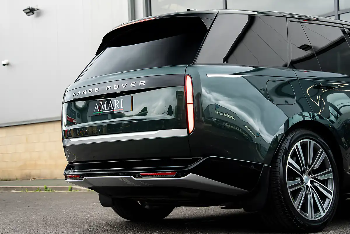Used 2024 Land Rover Range Rover Autobiography Belgravia Green - Interior and Exterior details 15