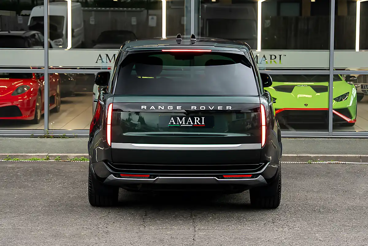 Used 2024 Land Rover Range Rover Autobiography Belgravia Green - Interior and Exterior details 8