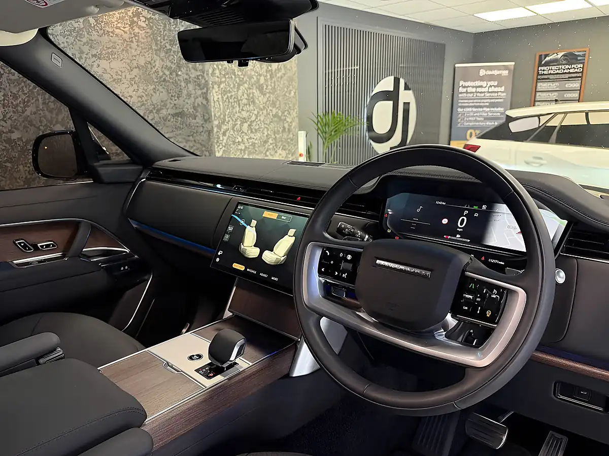 Used 2024 Land Rover Range Rover Autobiography Black - Interior and Exterior details 13