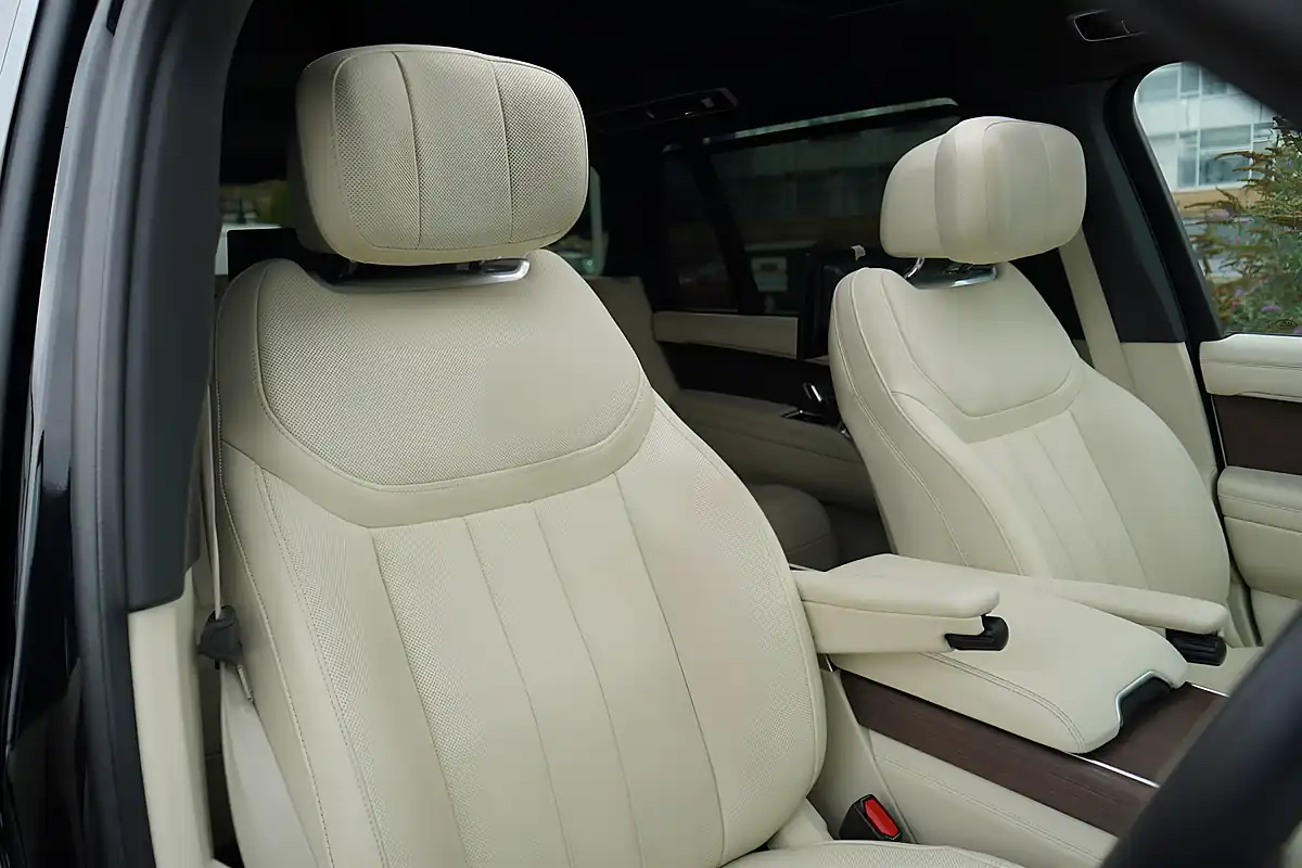 Used 2024 Land Rover Range Rover Autobiography Black - Interior and Exterior details 3