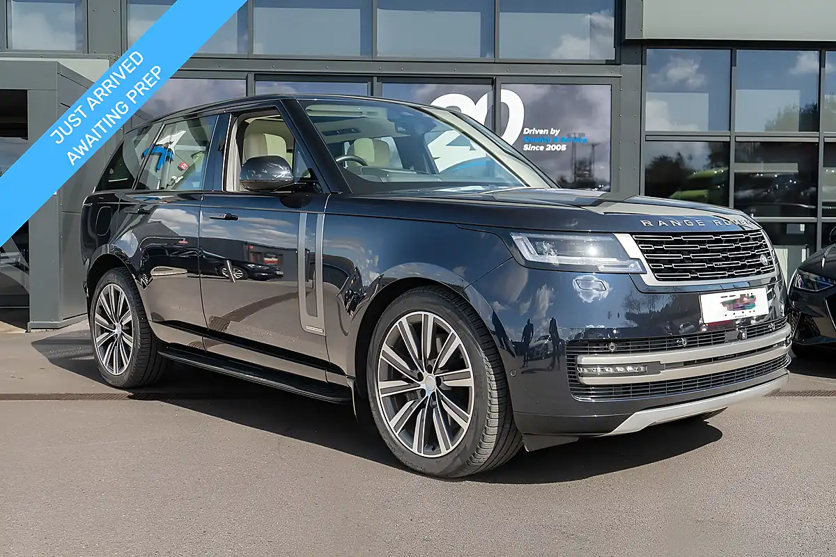 Used 2024 Land Rover Range Rover Autobiography Constellation Blue - Front View