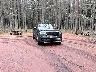 Used 2024 Land Rover Range Rover Autobiography Green - Interior and Exterior details 2