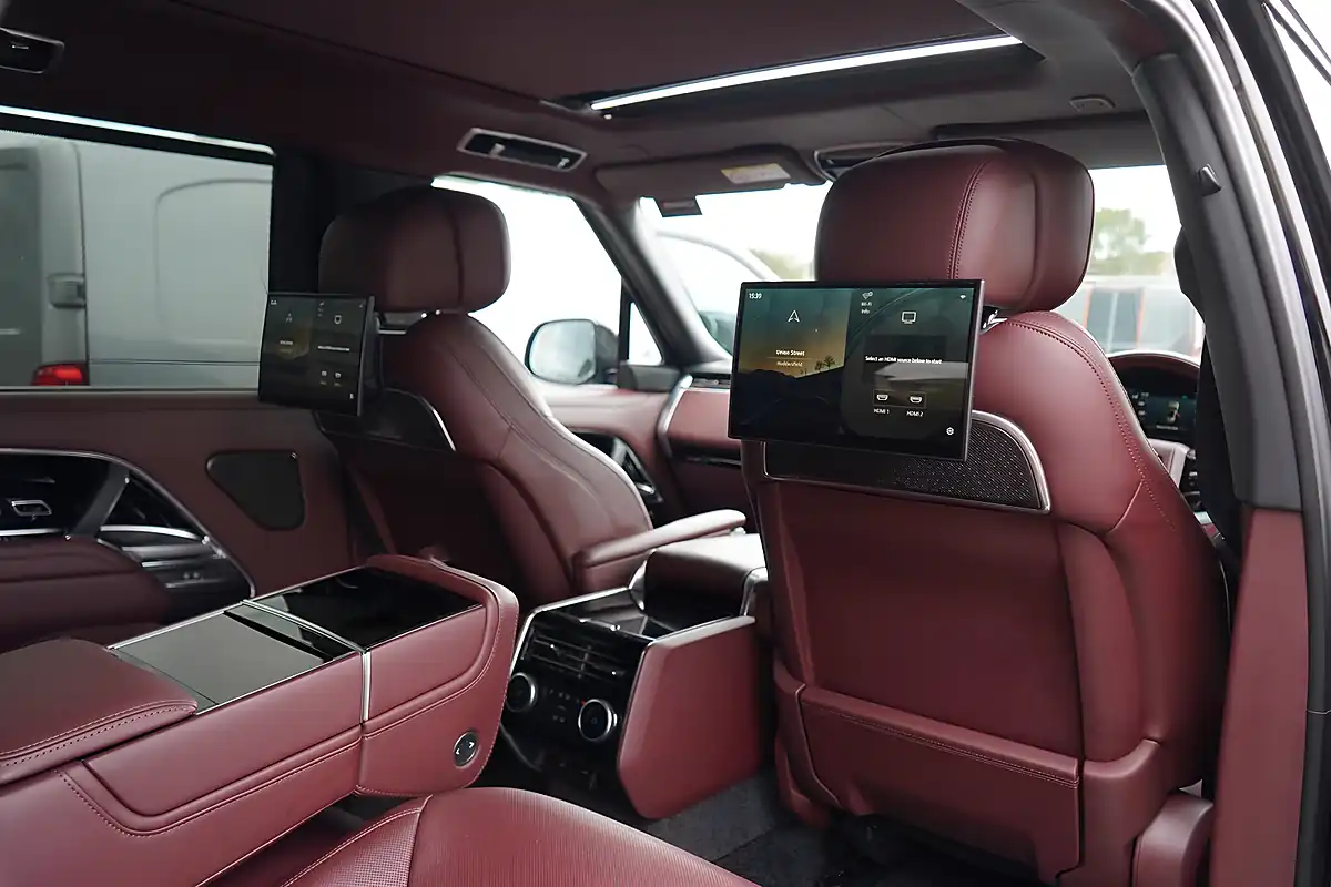 Used 2024 Land Rover Range Rover Autobiography Santorini Black - Interior and Exterior details 16