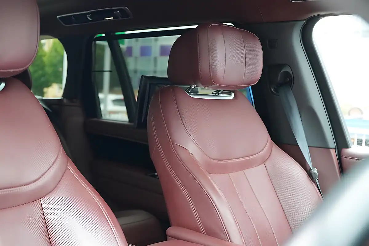 Used 2024 Land Rover Range Rover Autobiography Santorini Black - Interior and Exterior details 18