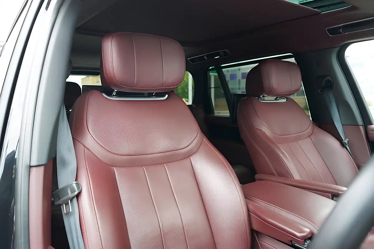 Used 2024 Land Rover Range Rover Autobiography Santorini Black - Interior and Exterior details 3