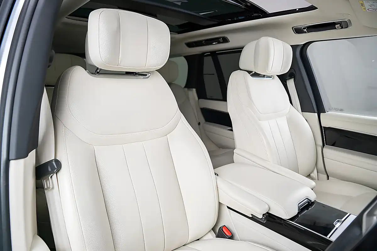 Used 2024 Land Rover Range Rover Autobiography Silver - Interior and Exterior details 10