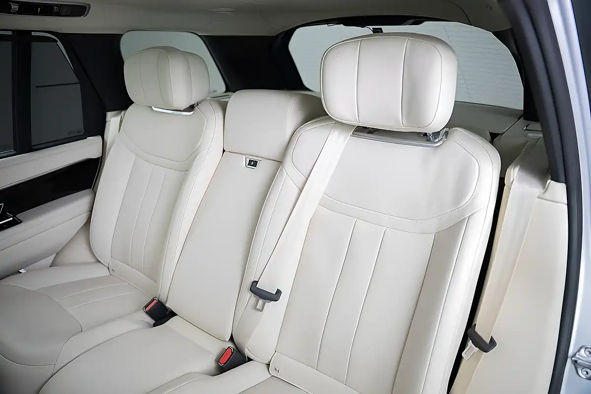 Used 2024 Land Rover Range Rover Autobiography Silver - Interior and Exterior details 11