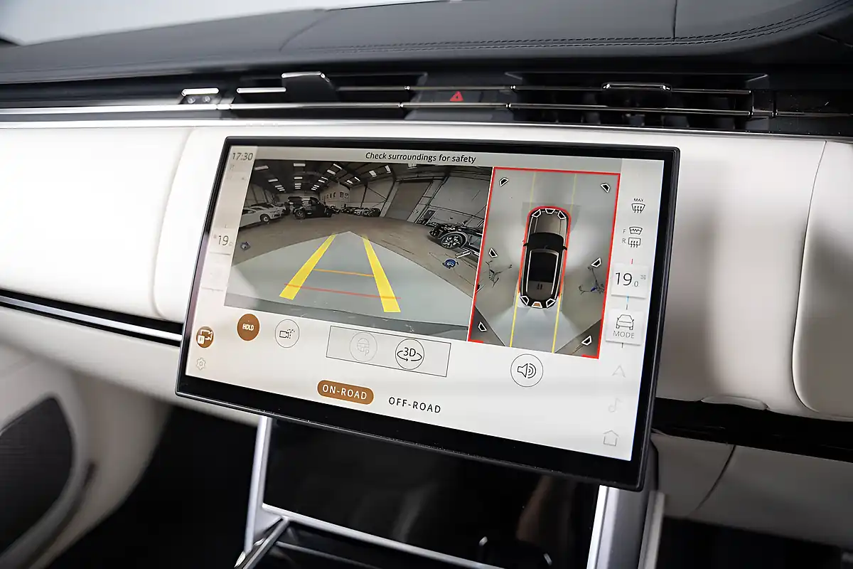 Used 2024 Land Rover Range Rover Autobiography Silver - Interior and Exterior details 18