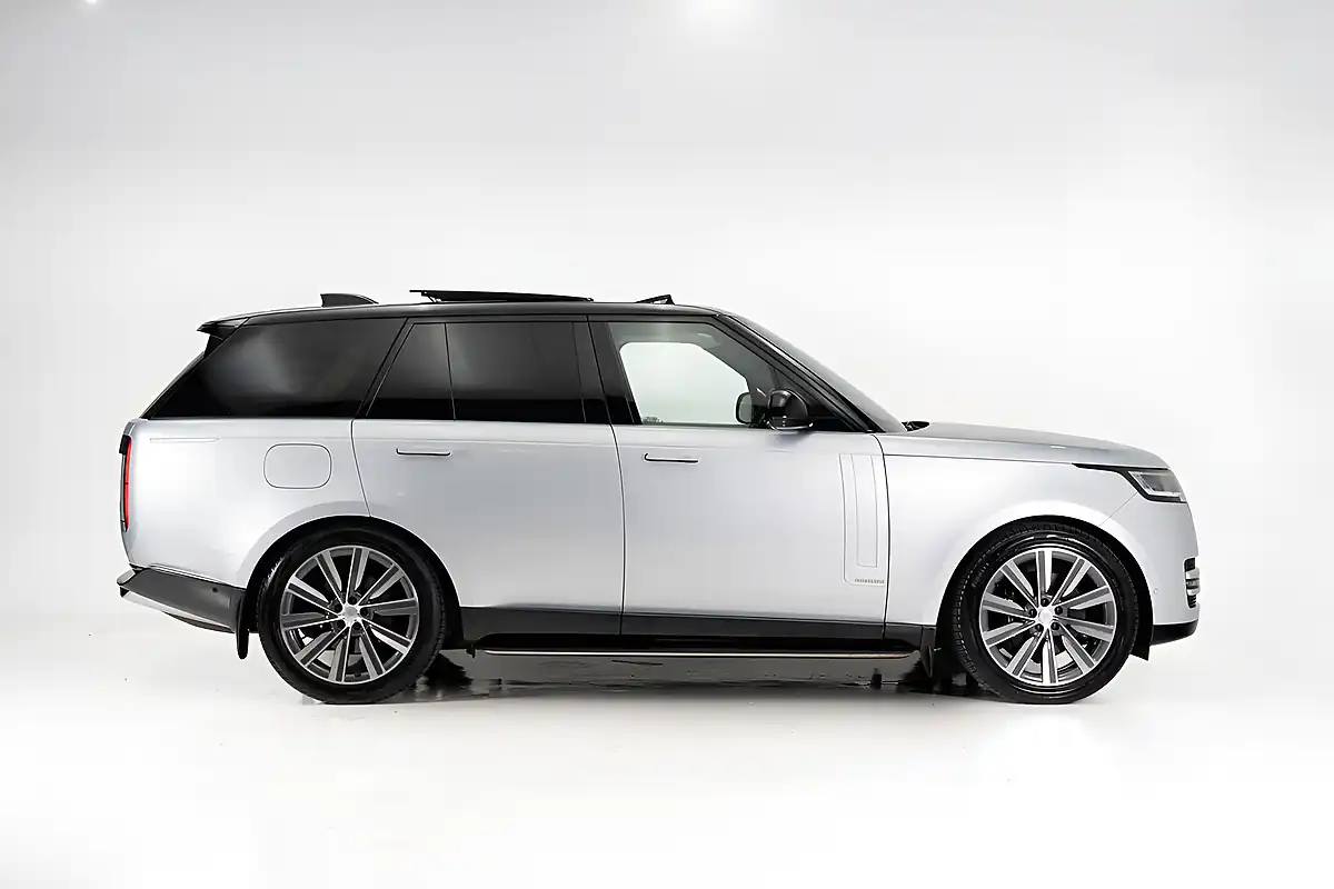 Used 2024 Land Rover Range Rover Autobiography Silver - Interior and Exterior details 6