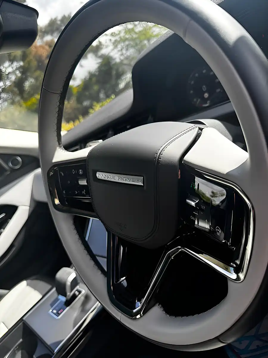 Used 2024 Land Rover Range Rover Evoque Dynamic Hse Grey - Interior and Exterior details 9