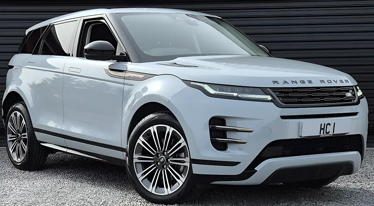 Used 2024 Land Rover Range Rover Evoque Dynamic Hse Grey - Front View
