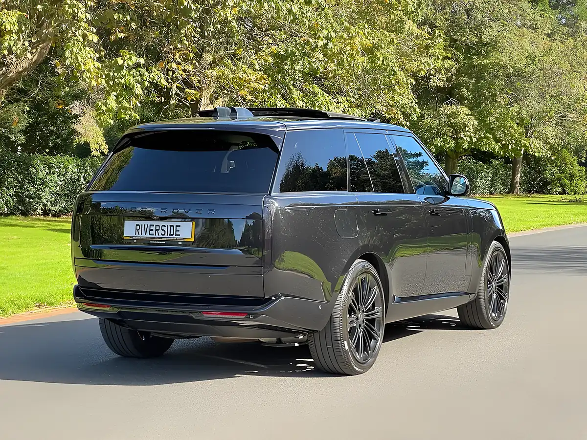 Used 2024 Land Rover Range Rover Hse Black - Interior and Exterior details 2