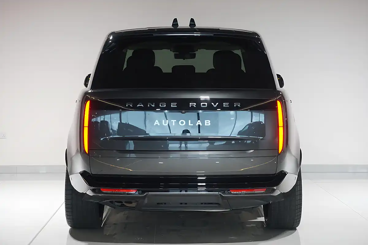 Used 2024 Land Rover Range Rover Hse Grey - Interior and Exterior details 6